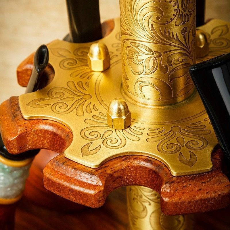 Kệ để tẩu Lubinski có họa tiết tân cổ điển đẹp mắt và sang trọng